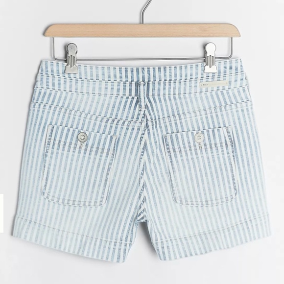 Pilcro Ultra High-Rise Slim  Patch Pocket Stripped Denim Shorts Size 26 - Picture 3 of 12